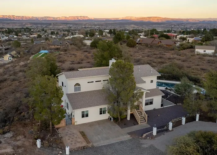 Heated Pool And Jacuzzi, Scenic Mountain View, Lux And Cozy,